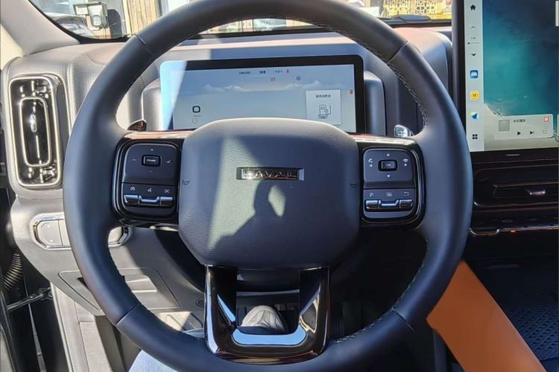Used Haval H9 2024 2.0T Gasoline All-Wheel-Drive Extreme Edition Steering Wheel