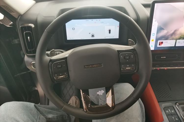 Used Haval H9 2024 2.0T Gasoline All-Wheel-Drive Extreme Edition Steering Wheel