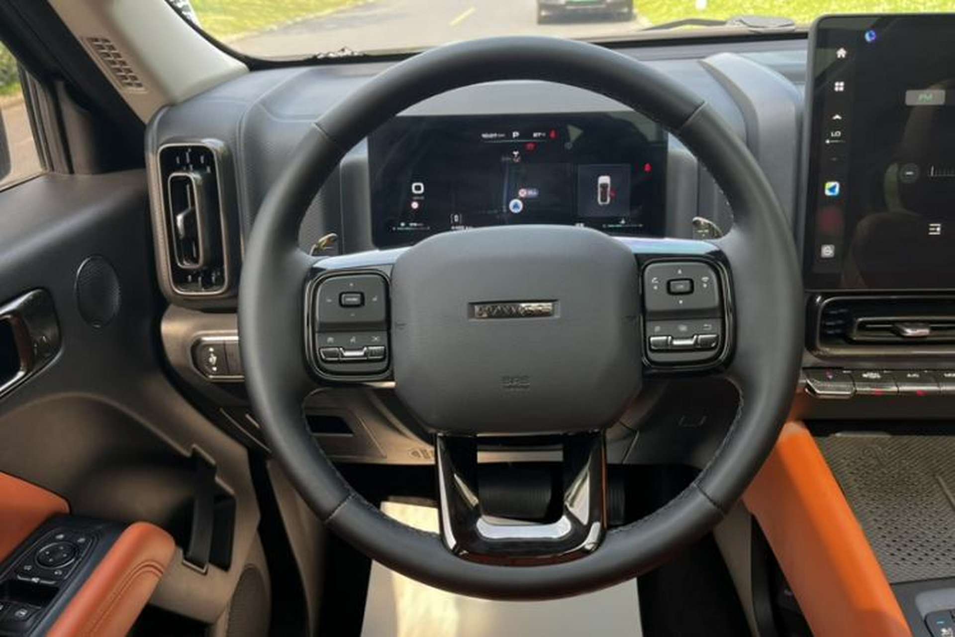 Used Haval H9 2024 2.0T Gasoline All-Wheel-Drive Extreme Edition Steering Wheel