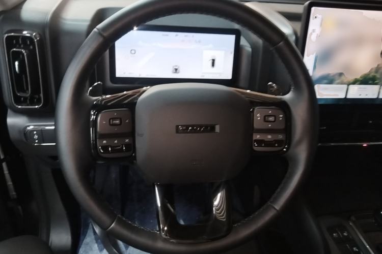 Used Haval H9 2024 2.0T Gasoline All-Wheel-Drive Extreme Edition Steering Wheel