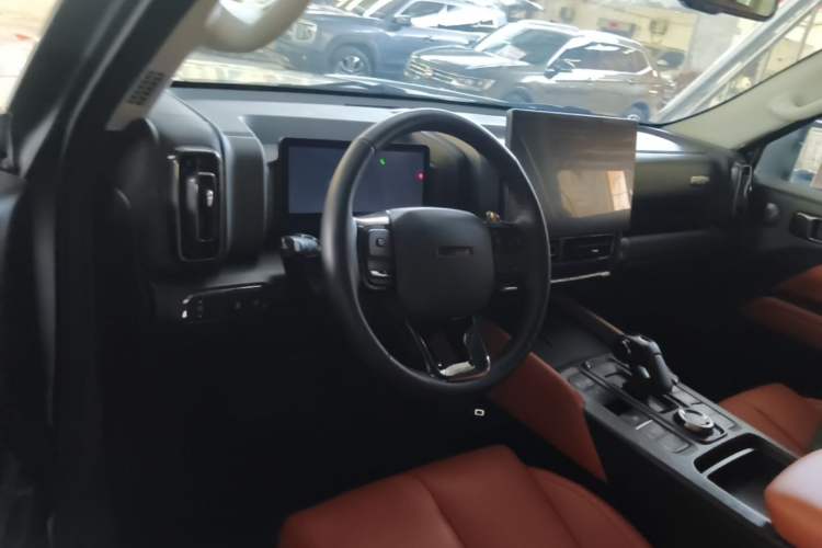 Used Haval H9 2024 2.0T Gasoline All-Wheel-Drive Extreme Edition Steering Wheel