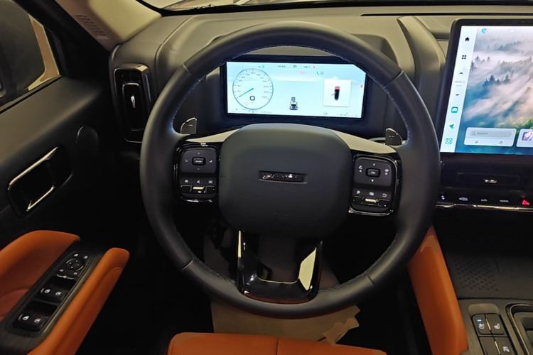 Used Haval H9 2024 2.0T Gasoline All-Wheel-Drive Extreme Edition Steering Wheel