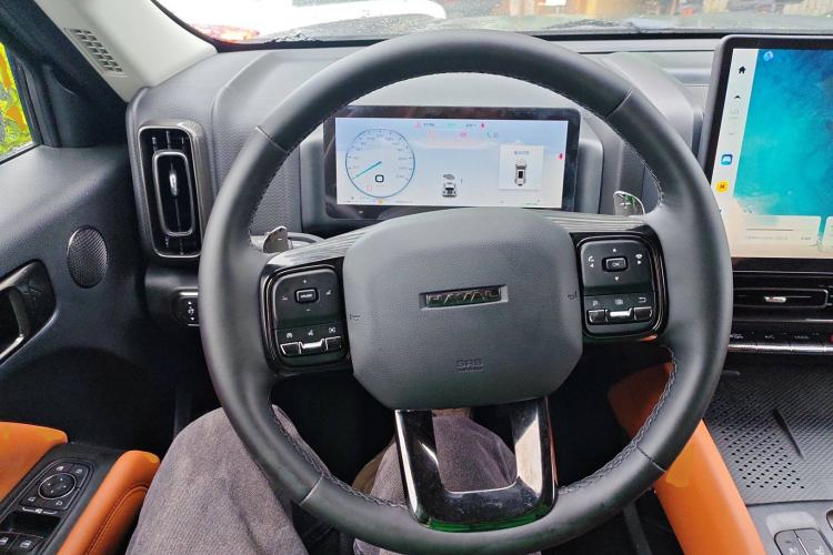 Used Haval H9 2024 2.0T Gasoline All-Wheel-Drive Extreme Edition Steering Wheel