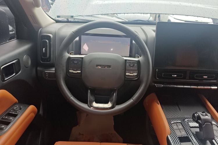 Used Haval H9 2024 2.0T Gasoline All-Wheel-Drive Extreme Edition Steering Wheel