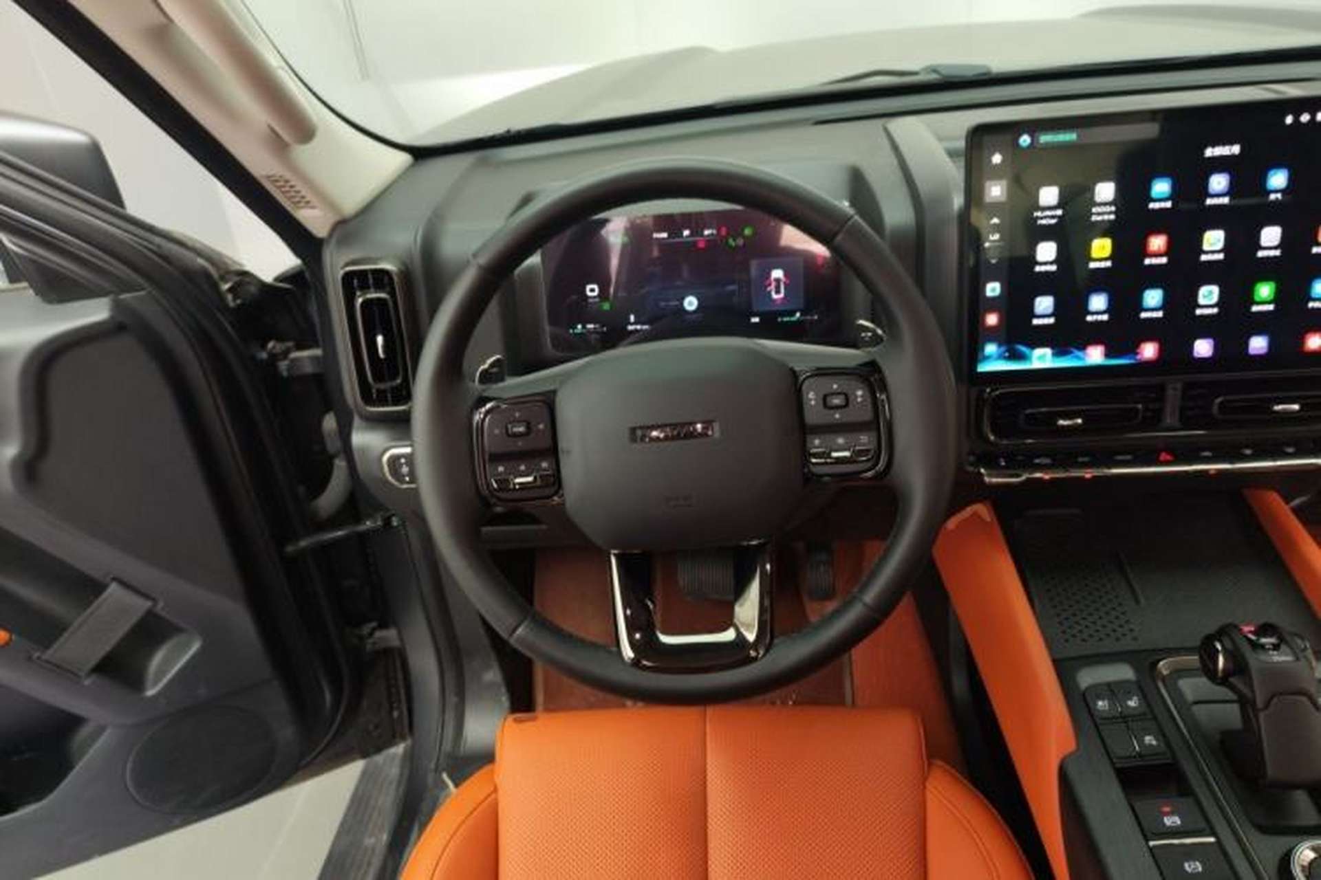 Used Haval H9 2024 2.0T Gasoline All-Wheel-Drive Extreme Edition Steering Wheel