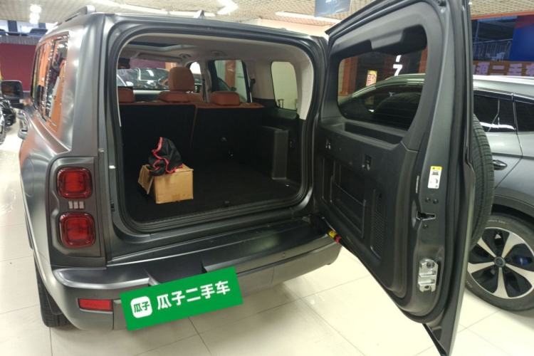 Used Haval H9 2024 2.0T Gasoline All-Wheel-Drive Extreme Edition Trunk