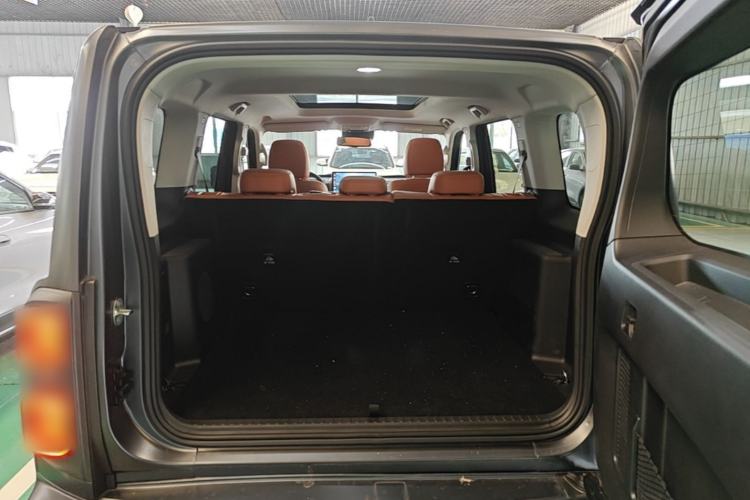 Used Haval H9 2024 2.0T Gasoline All-Wheel-Drive Extreme Edition Trunk