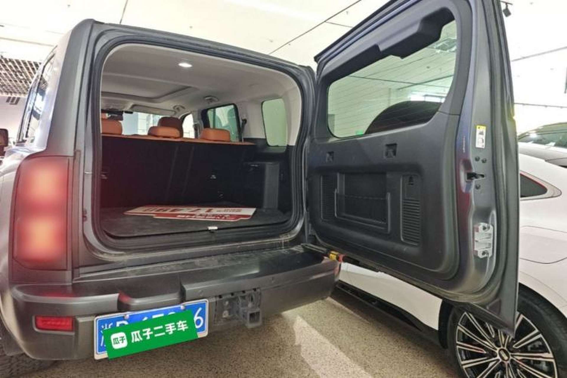 Used Haval H9 2024 2.0T Gasoline All-Wheel-Drive Extreme Edition Trunk