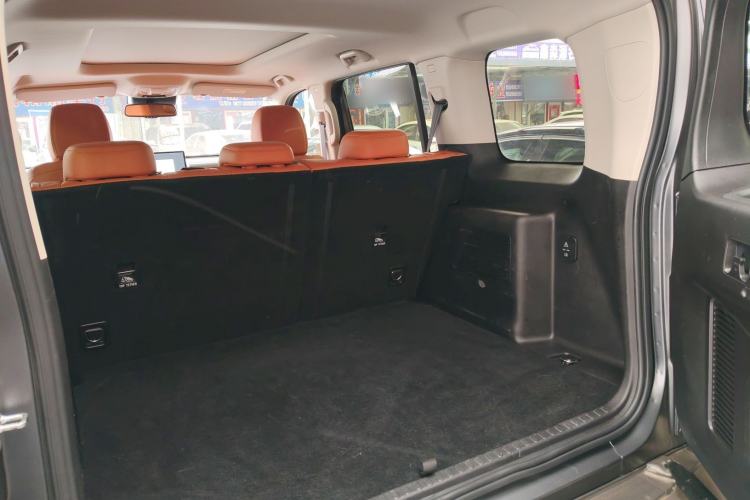 Used Haval H9 2024 2.0T Gasoline All-Wheel-Drive Extreme Edition Trunk
