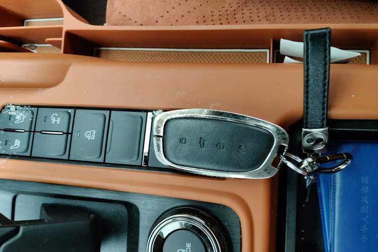 Used Haval H9 2024 2.4T Diesel 4x4 Extreme Edition Vehicle Key