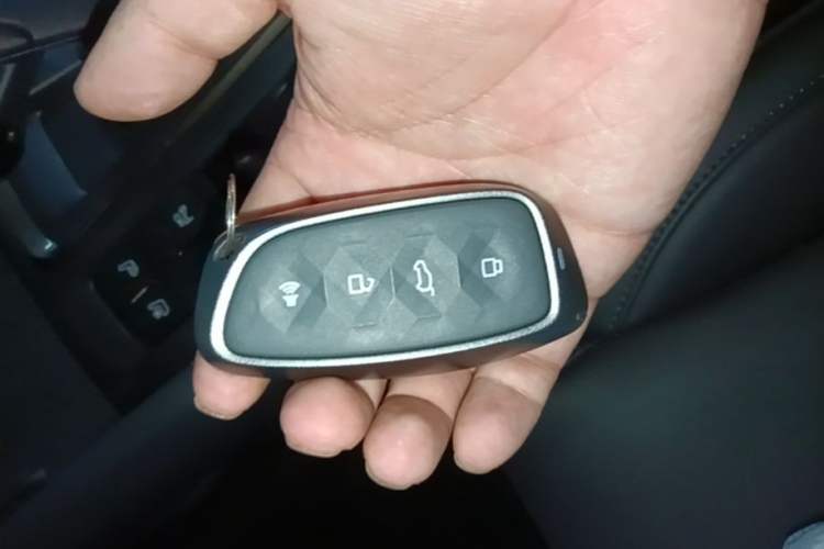 Used Haval H9 2024 2.0T Gasoline All-Wheel-Drive Extreme Edition Vehicle Key