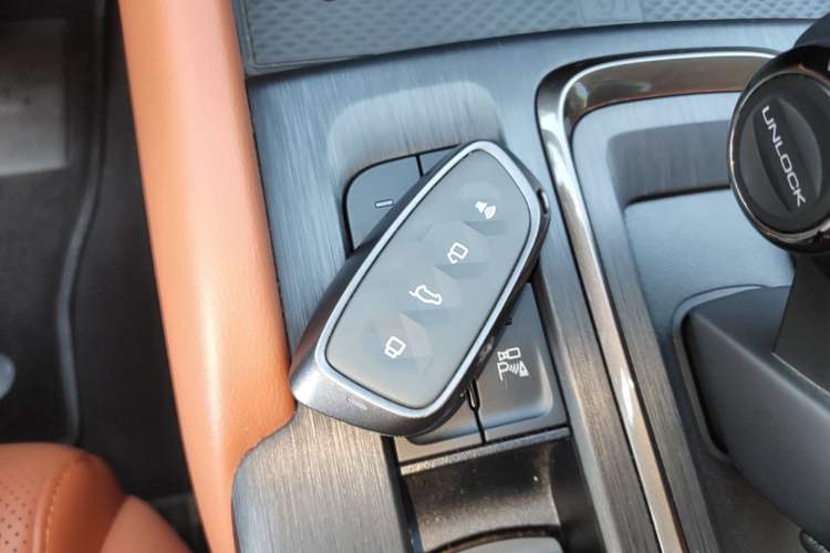 Used Haval H9 2024 2.0T Gasoline All-Wheel-Drive Extreme Edition Vehicle Key