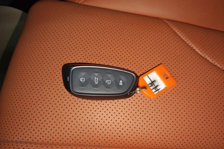 Used Haval H9 2024 2.0T Gasoline All-Wheel-Drive Extreme Edition Vehicle Key