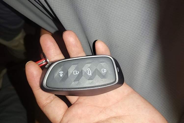 Used Haval H9 2024 2.0T Gasoline All-Wheel-Drive Extreme Edition Vehicle Key