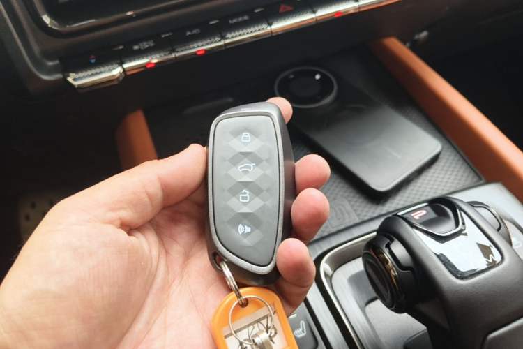 Used Haval H9 2024 2.0T Gasoline All-Wheel-Drive Extreme Edition Vehicle Key