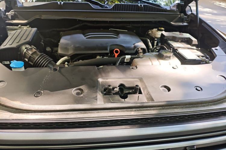 Used Haval H9 2024 2.0T Gasoline Four-Wheel Drive Explore Edition Engine Bay
