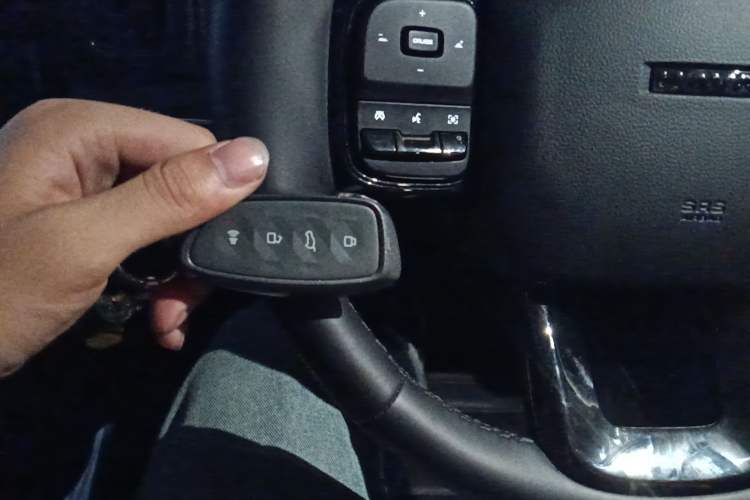 Used Haval H9 2024 2.0T Gasoline All-Wheel-Drive Extreme Edition Vehicle Key