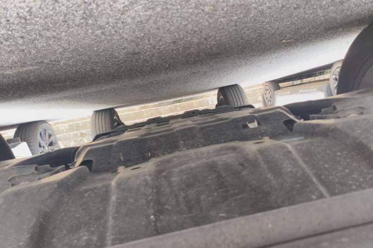 Used Haval H9 2024 2.0T Gasoline All-Wheel-Drive Extreme Edition Chassis Front