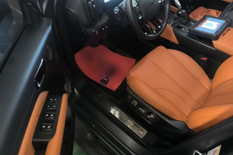 Used Haval H9 2024 2.0T Gasoline All-Wheel-Drive Extreme Edition Driver Seat