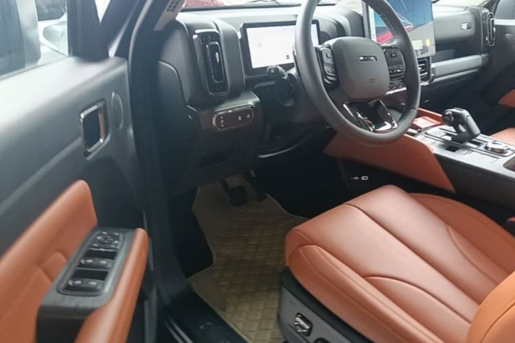 Used Haval H9 2024 2.0T Gasoline All-Wheel-Drive Extreme Edition Driver Seat
