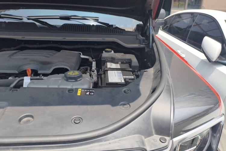 Used Haval H9 2024 2.0T Gasoline All-Wheel-Drive Extreme Edition Engine Bay Left