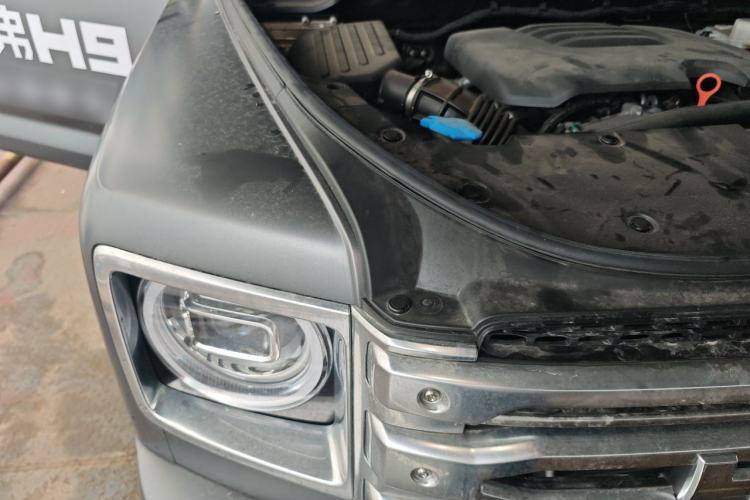 Used Haval H9 2024 2.0T Gasoline All-Wheel-Drive Extreme Edition Engine Bay Right