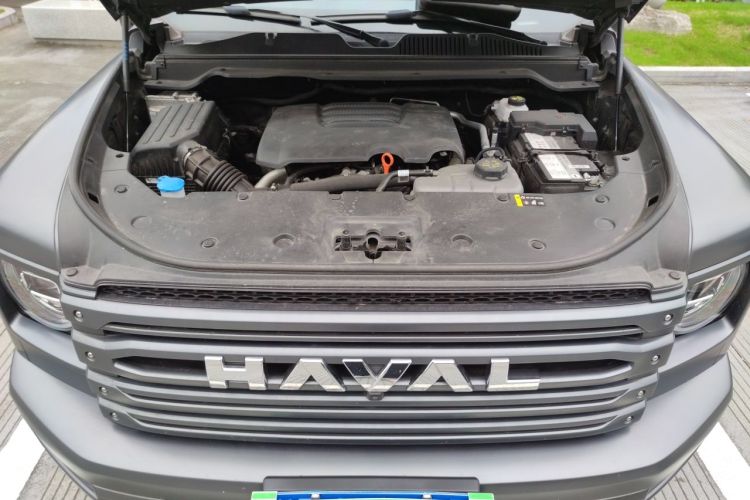 Used Haval H9 2024 2.0T Gasoline All-Wheel-Drive Extreme Edition Engine Bay