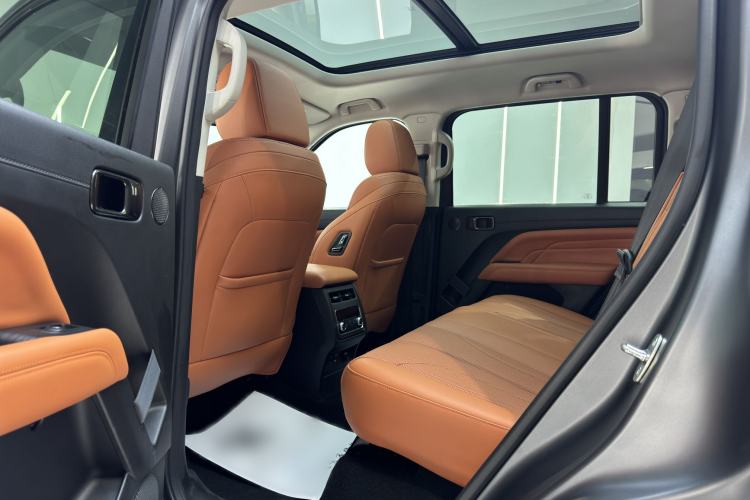Used Haval H9 2024 2.0T Gasoline All-Wheel-Drive Extreme Edition Interior 5
