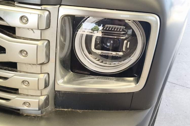 Used Haval H9 2024 2.0T Gasoline All-Wheel-Drive Extreme Edition Left Front Headlight