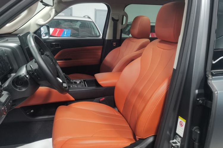 Used Haval H9 2024 2.0T Gasoline All-Wheel-Drive Extreme Edition Left Front Seat