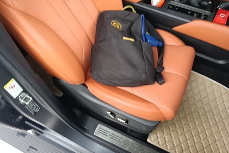 Used Haval H9 2024 2.0T Gasoline All-Wheel-Drive Extreme Edition Right Front Seat