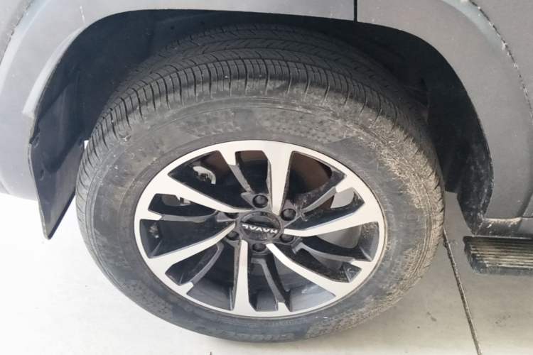 Used Haval H9 2024 2.0T Gasoline All-Wheel-Drive Extreme Edition Right Rear Wheel Hub