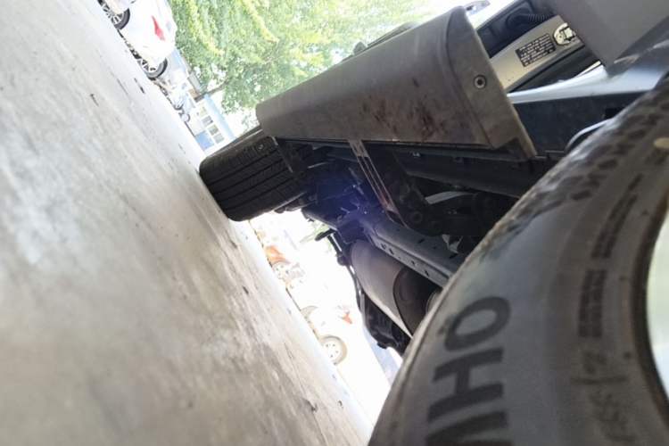 Used Haval H9 2024 2.0T Gasoline All-Wheel-Drive Extreme Edition Right Side Sill