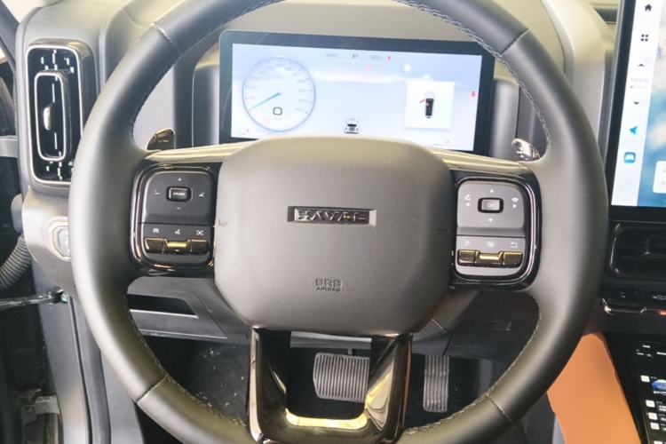 Used Haval H9 2024 2.0T Gasoline All-Wheel-Drive Extreme Edition Steering Wheel