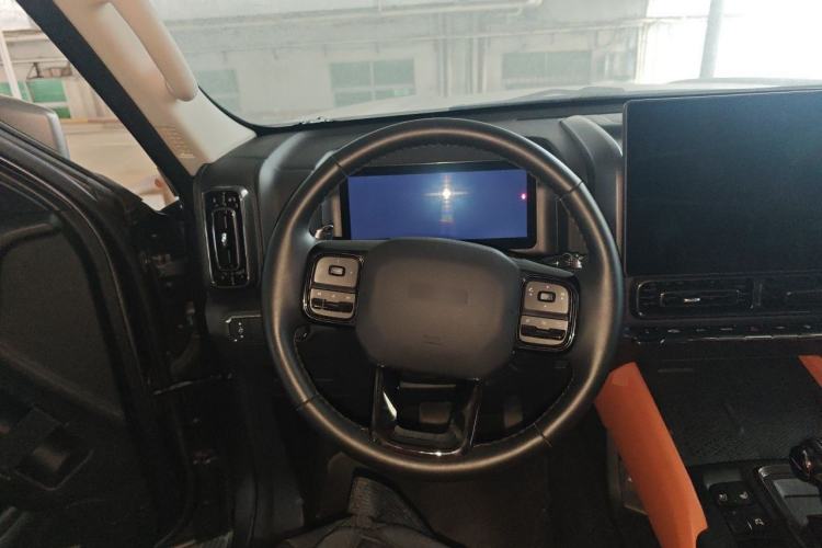 Used Haval H9 2024 2.0T Gasoline All-Wheel-Drive Extreme Edition Steering Wheel