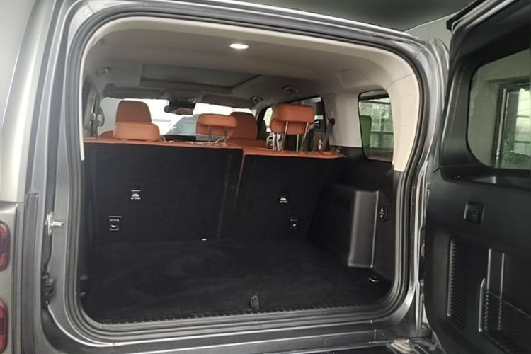 Used Haval H9 2024 2.0T Gasoline All-Wheel-Drive Extreme Edition Trunk