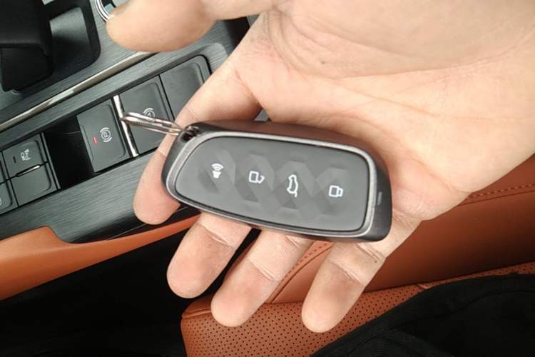 Used Haval H9 2024 2.0T Gasoline All-Wheel-Drive Extreme Edition Vehicle Key