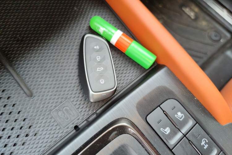 Used Haval H9 2024 2.0T Gasoline All-Wheel-Drive Extreme Edition Vehicle Key