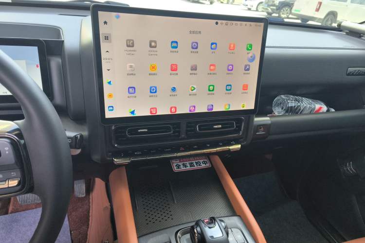 Used Haval H9 2024 2.0T Gasoline All-Wheel-Drive Extreme Edition Audio And AC Panel