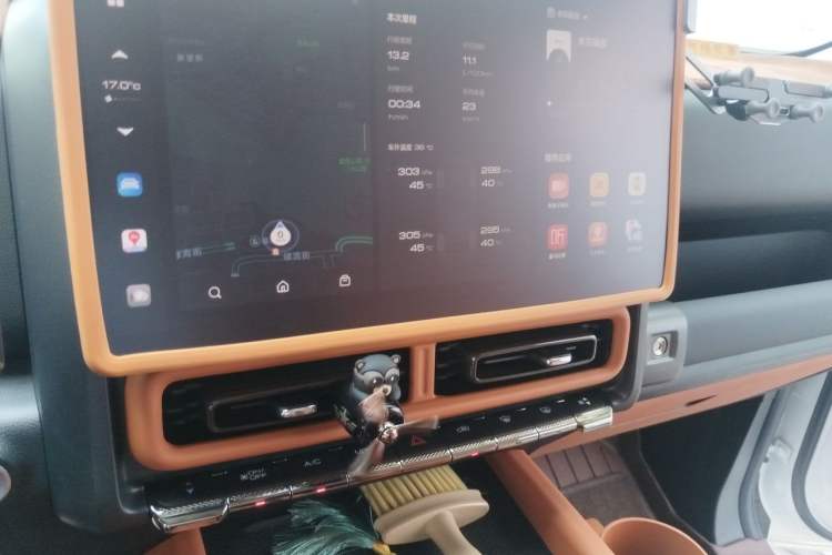 Used Haval H9 2024 2.0T Gasoline All-Wheel-Drive Extreme Edition Audio And AC Panel