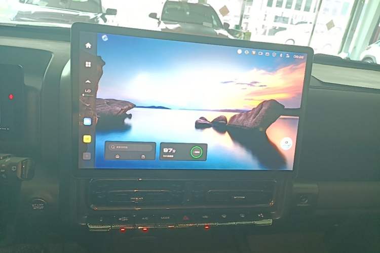 Used Haval H9 2024 2.0T Gasoline All-Wheel-Drive Extreme Edition Audio And AC Panel