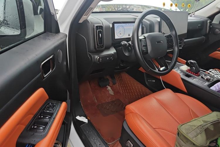 Used Haval H9 2024 2.0T Gasoline All-Wheel-Drive Extreme Edition Driver Seat