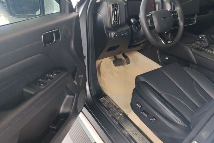 Used Haval H9 2024 2.0T Gasoline All-Wheel-Drive Extreme Edition Driver Seat