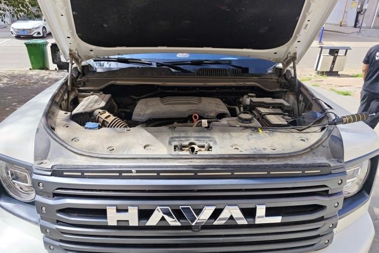 Used Haval H9 2024 2.0T Gasoline All-Wheel-Drive Extreme Edition Engine Bay