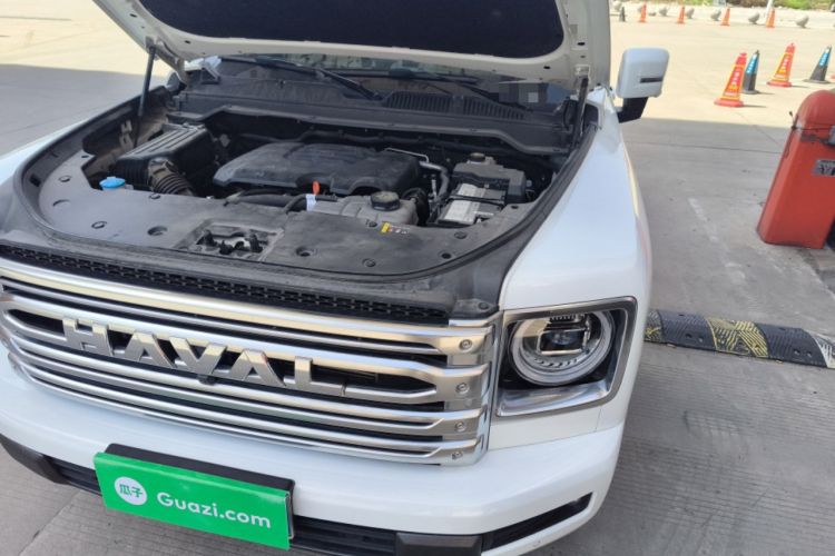 Used Haval H9 2024 2.0T Gasoline All-Wheel-Drive Extreme Edition Engine Bay Left