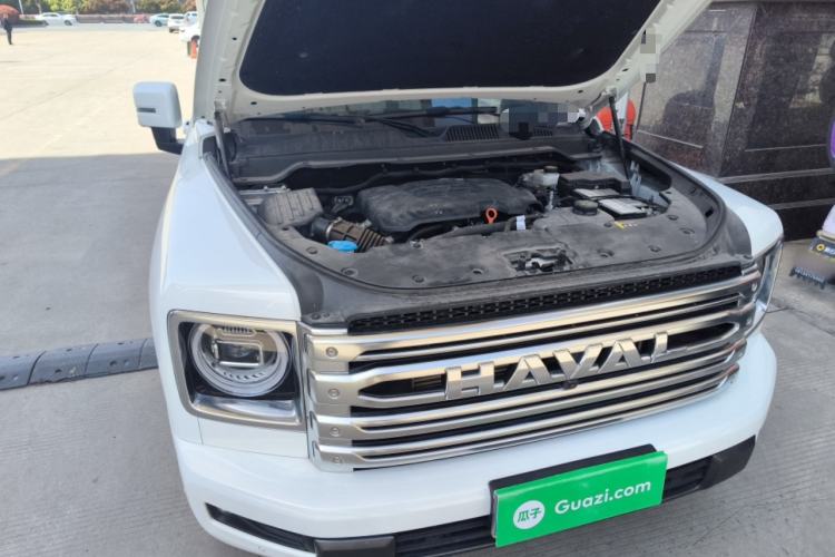 Used Haval H9 2024 2.0T Gasoline All-Wheel-Drive Extreme Edition Engine Bay Right