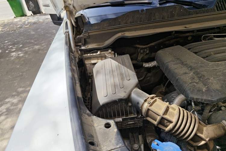 Used Haval H9 2024 2.0T Gasoline All-Wheel-Drive Extreme Edition Engine Bay Right