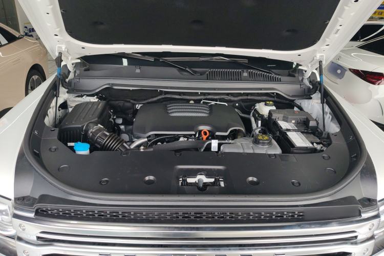 Used Haval H9 2024 2.0T Gasoline 4x4 Territory Edition Engine Bay