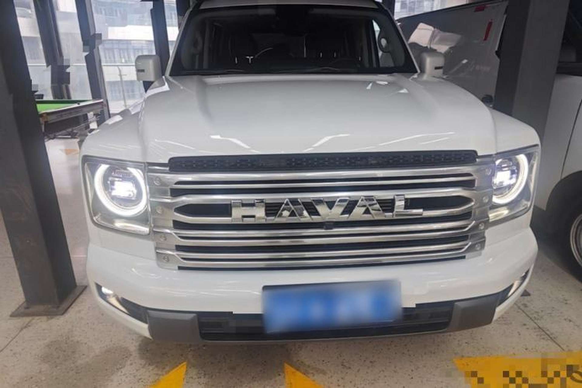 Used Haval H9 2024 2.0T Gasoline Four-Wheel Drive Explore Edition Front