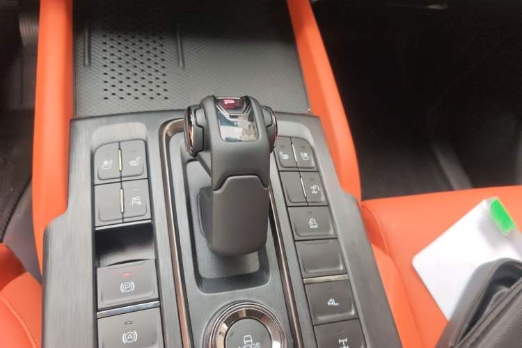 Used Haval H9 2024 2.0T Gasoline 4x4 Territory Edition Gear Lever